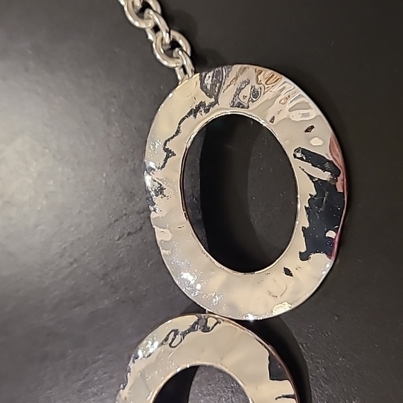 Hammered Silver Tone Necklace - Picture 2 of 4